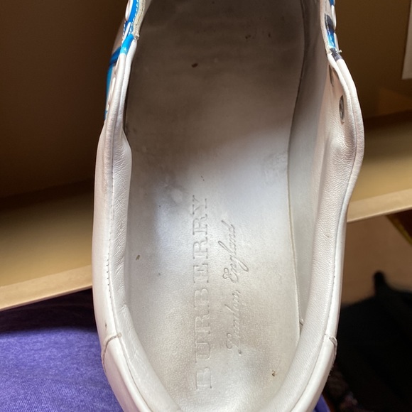 Burberry Graffiti Sneakers EUC! W original BOX! EU 41-US Mens SIZE 8 - Picture 8 of 17